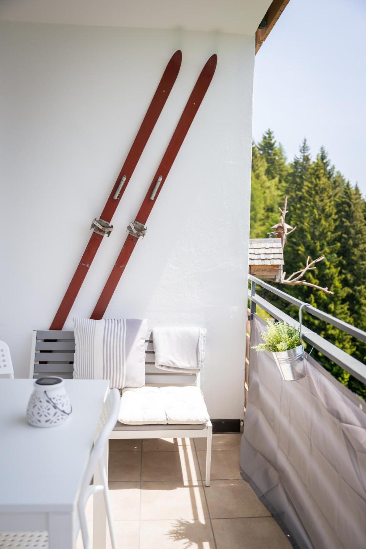Mooki Mountain & Pool Gerlitzen Apartment Kanzelhohe Exteriér fotografie