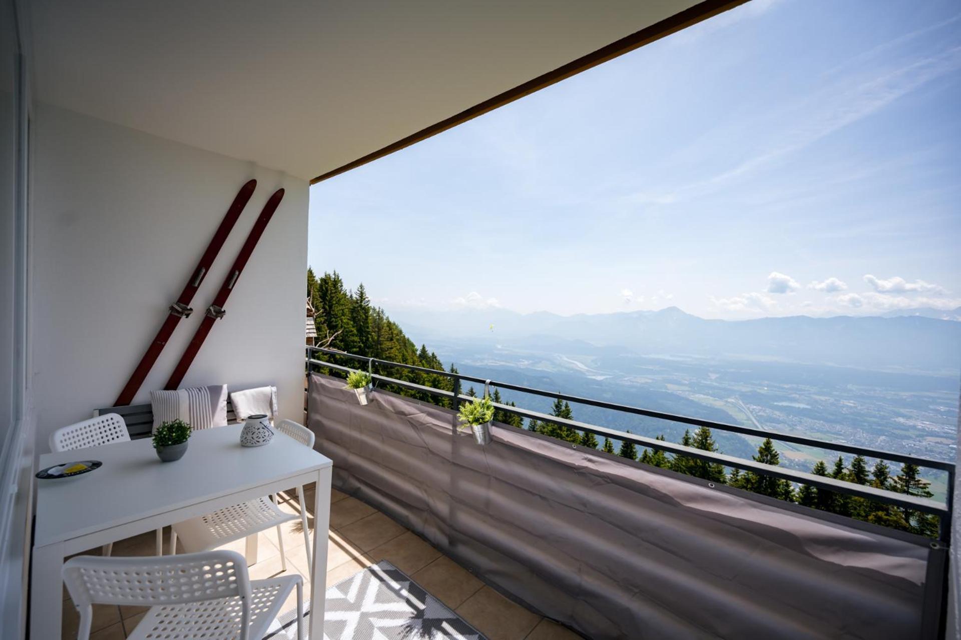 Mooki Mountain & Pool Gerlitzen Apartment Kanzelhohe Exteriér fotografie